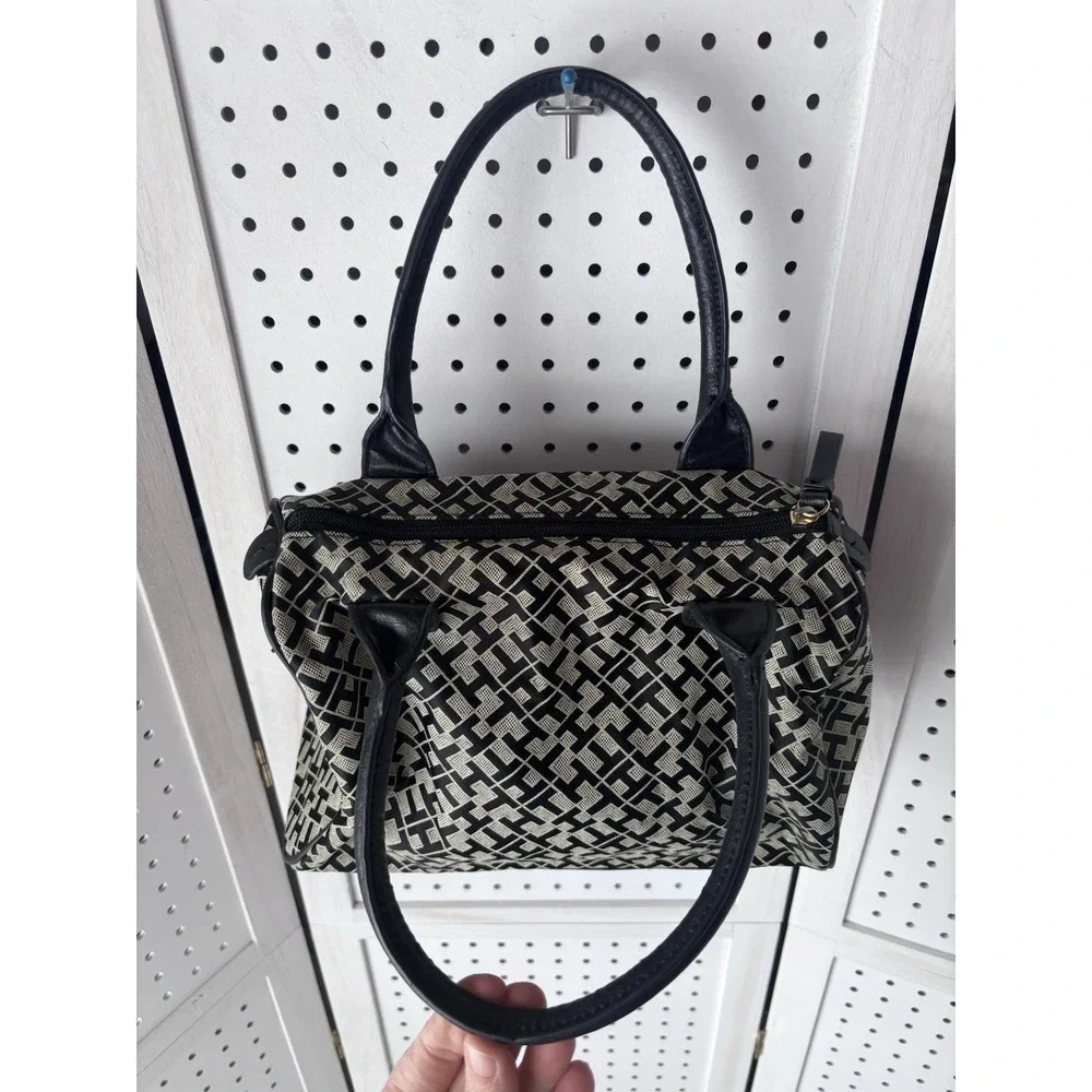 Tommy Halfiger Logo Top Handle Handbag Purse Satchel Black Faux Leather Fabric‎